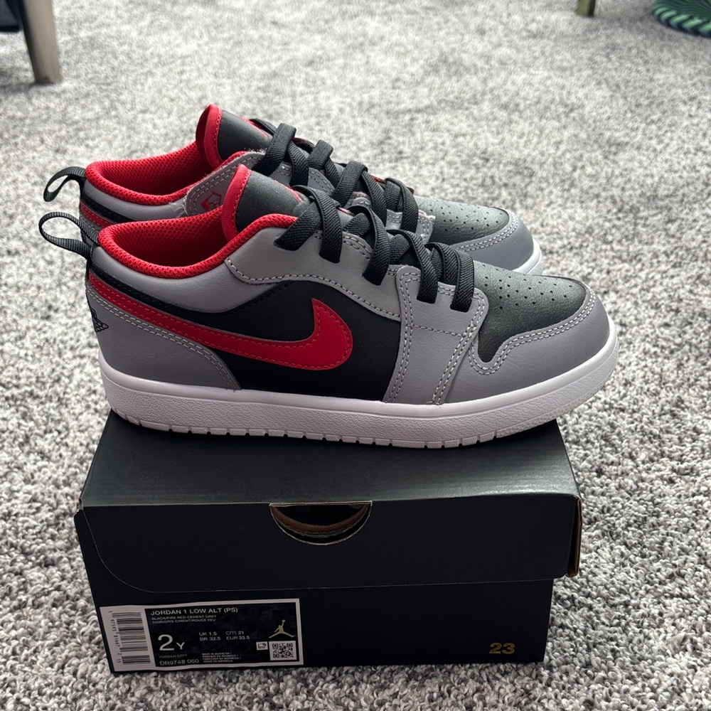 Jordan Kids Sneakers - Gray, Black, Red